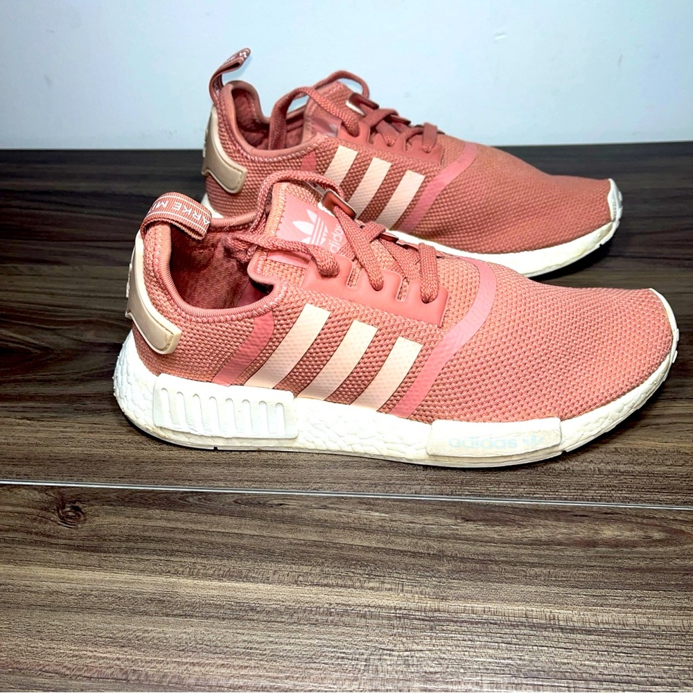 Adidas NMD Women Size 7.5